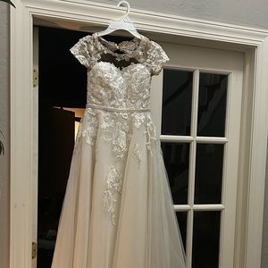 Size 10 Girl Jr Bridesmaid Dress or Flower Girl Dress